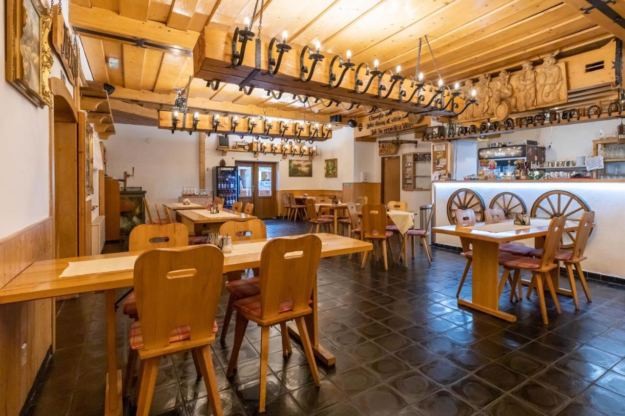 拉斯卡布达霍思基酒店 Malenovice  外观 照片